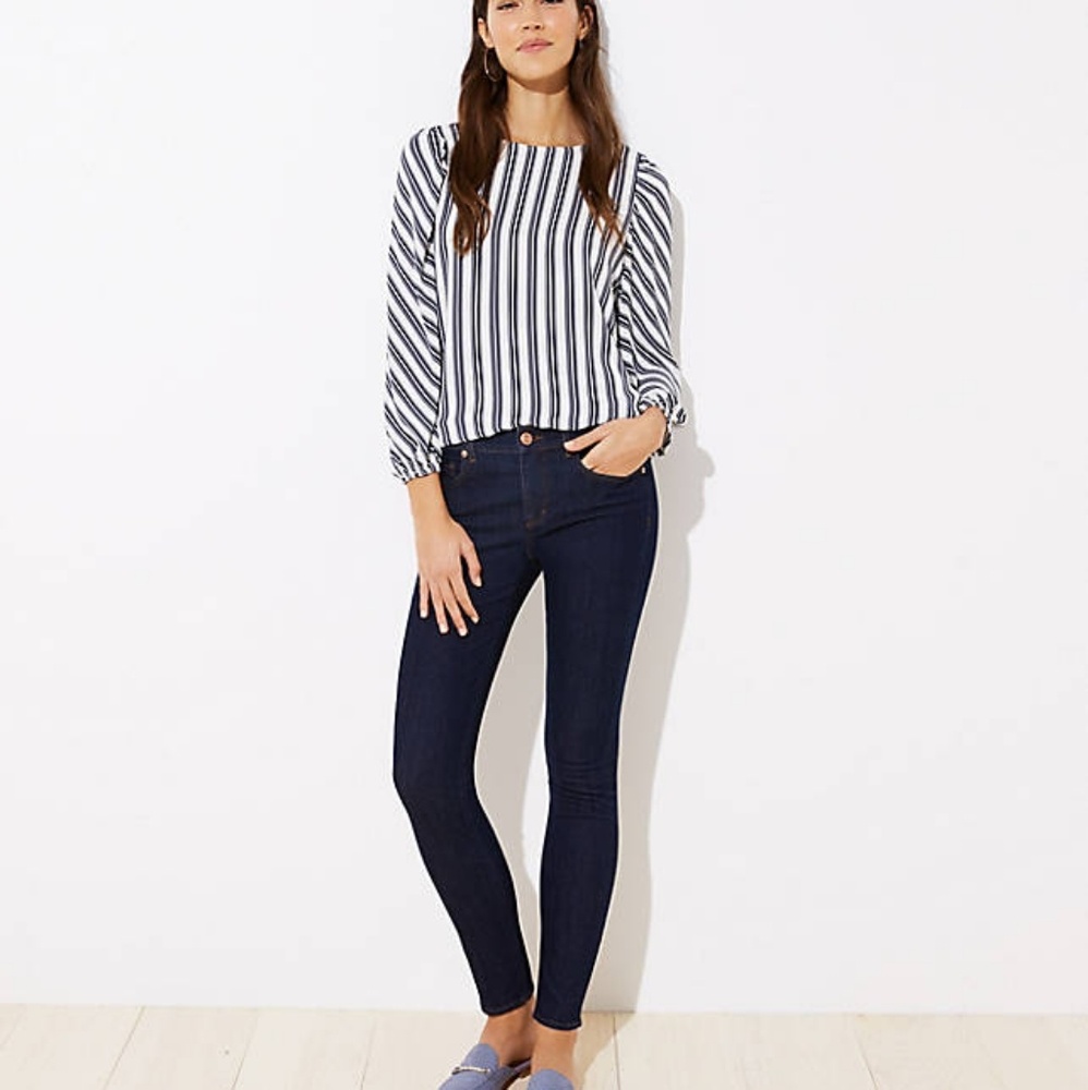 LOFT Modern Skinny Jeans in Dark Rinse Size 8/29